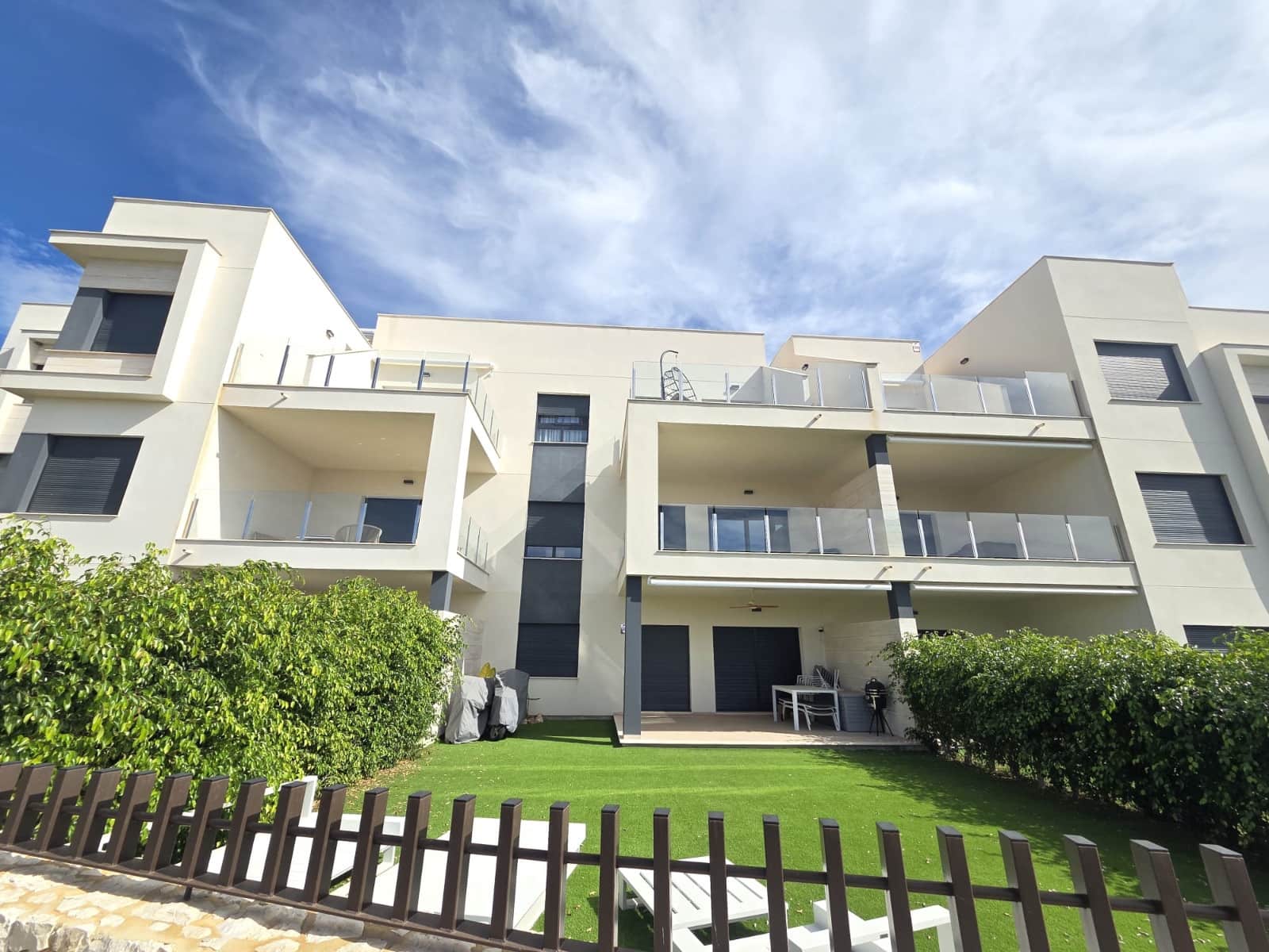 2 slaapkamer Appartement te koop in Pilar de la Horadada met zwembad garage - € 346.000 (Ref: 10182707)