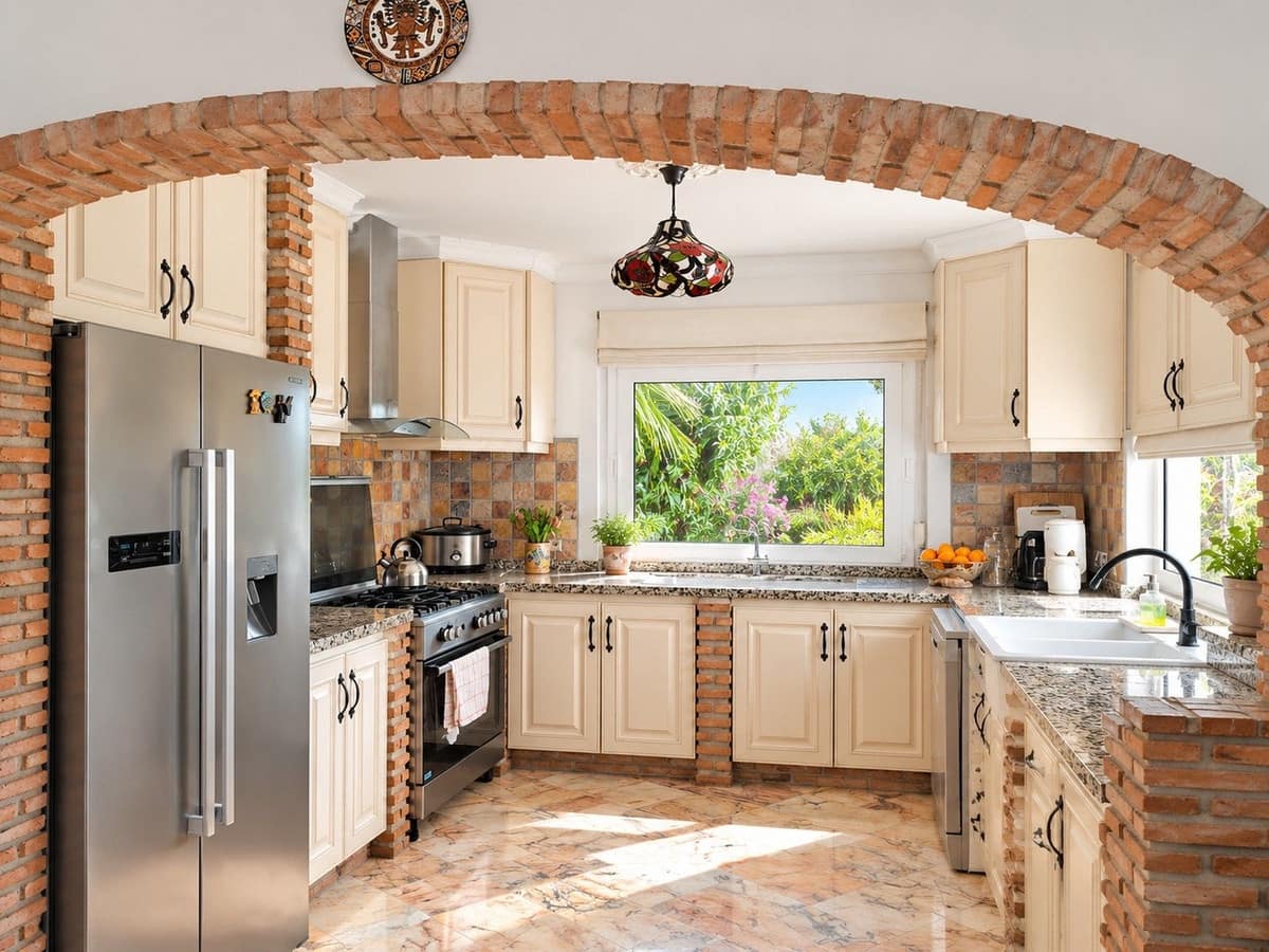 6 soveværelse Villa til salg i Mijas med swimmingpool garage - € 1.125.000 (Ref: 10182719)