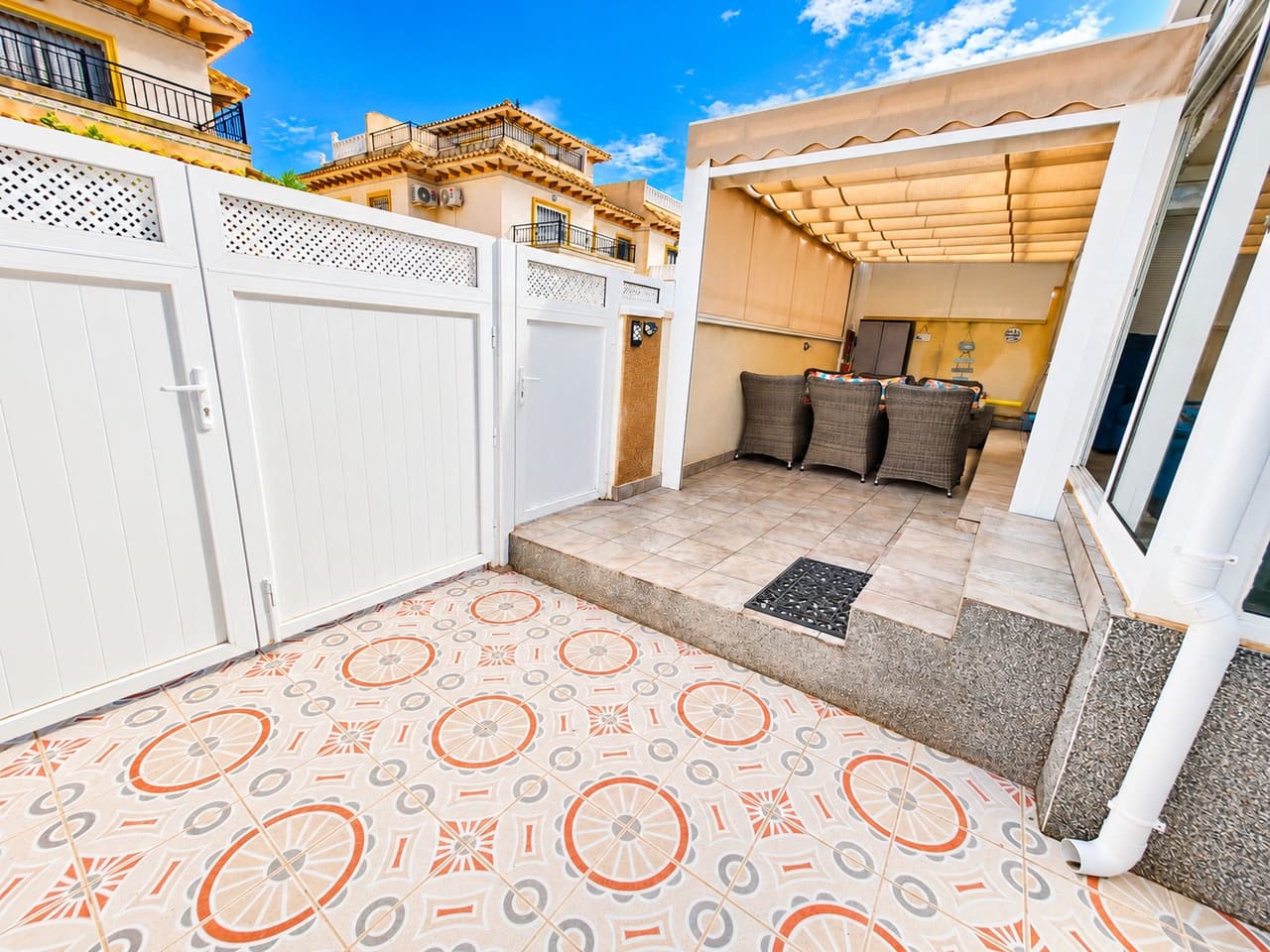 3 bedroom Terraced Villa for sale in La Zenia with pool garage - € 284,950 (Ref: 10182720)