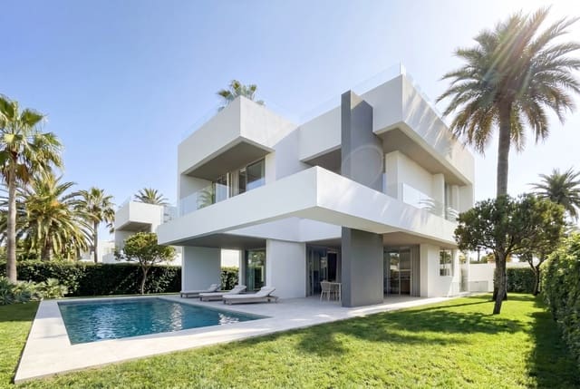 4 soveværelse Villa til salg i San Pedro de Alcántara Pueblo, Marbella med swimmingpool garage - € 2.300.000 (Ref: 10184349)