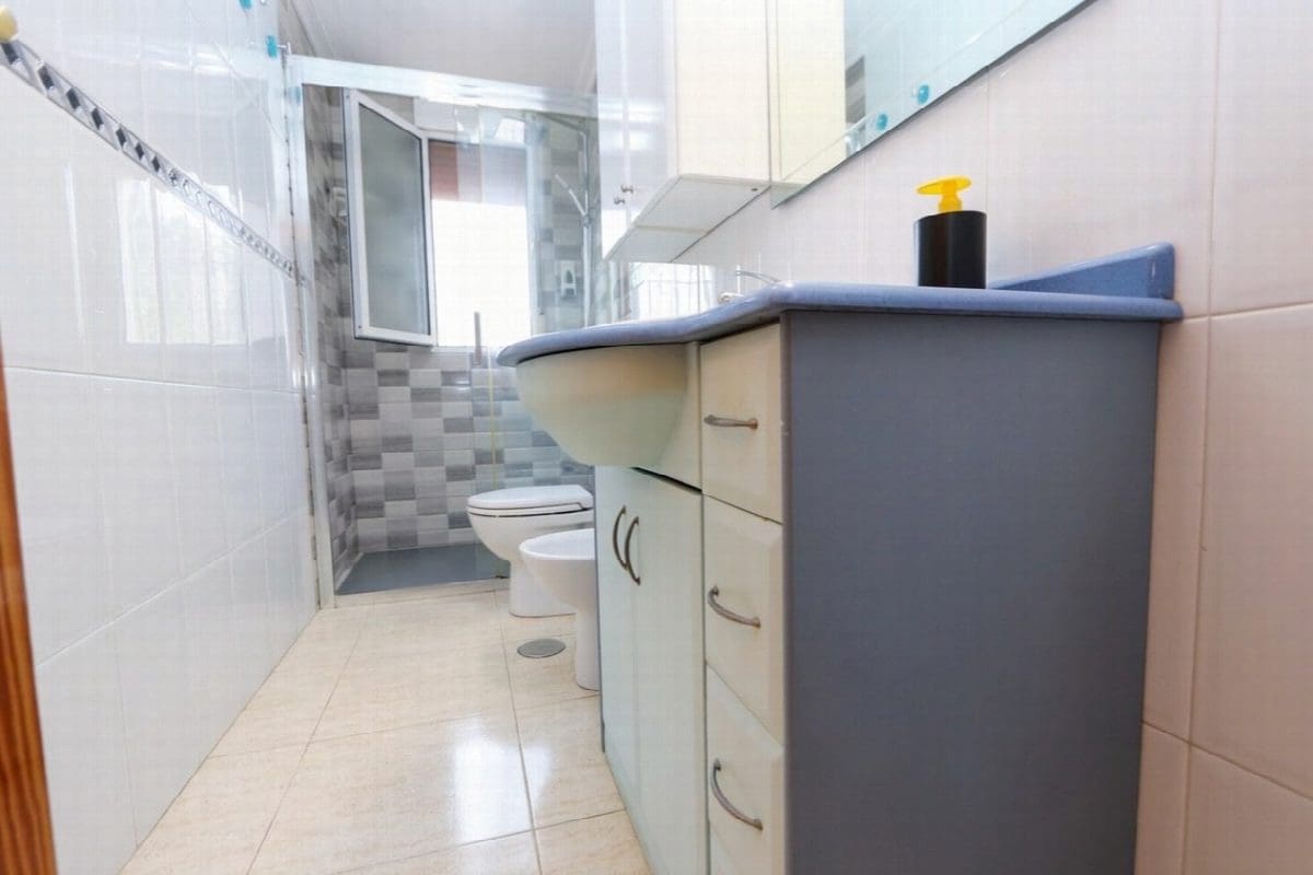 2 soveværelse Lejlighed til salg i Los Alcazares med swimmingpool garage - € 179.995 (Ref: 10184353)