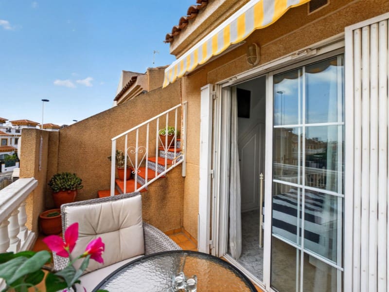 2 slaapkamer Huis te koop in Torrevieja met zwembad - € 199.000 (Ref: 10186594)
