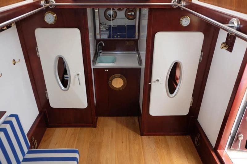 6 bedroom Villa for sale in La Cala de Mijas with pool garage - € 2,900,000 (Ref: 2684102)