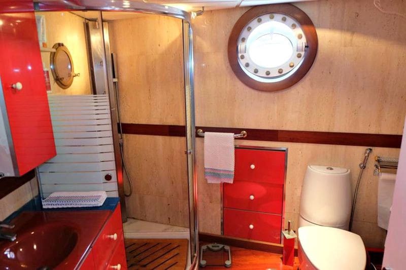 6 bedroom Villa for sale in La Cala de Mijas with pool garage - € 2,900,000 (Ref: 2684102)