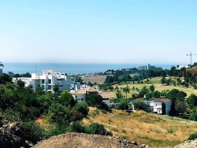 4 quarto Moradia para venda em El Paraíso, Benahavís com piscina - 1 890 000 € (Ref: 4046268)