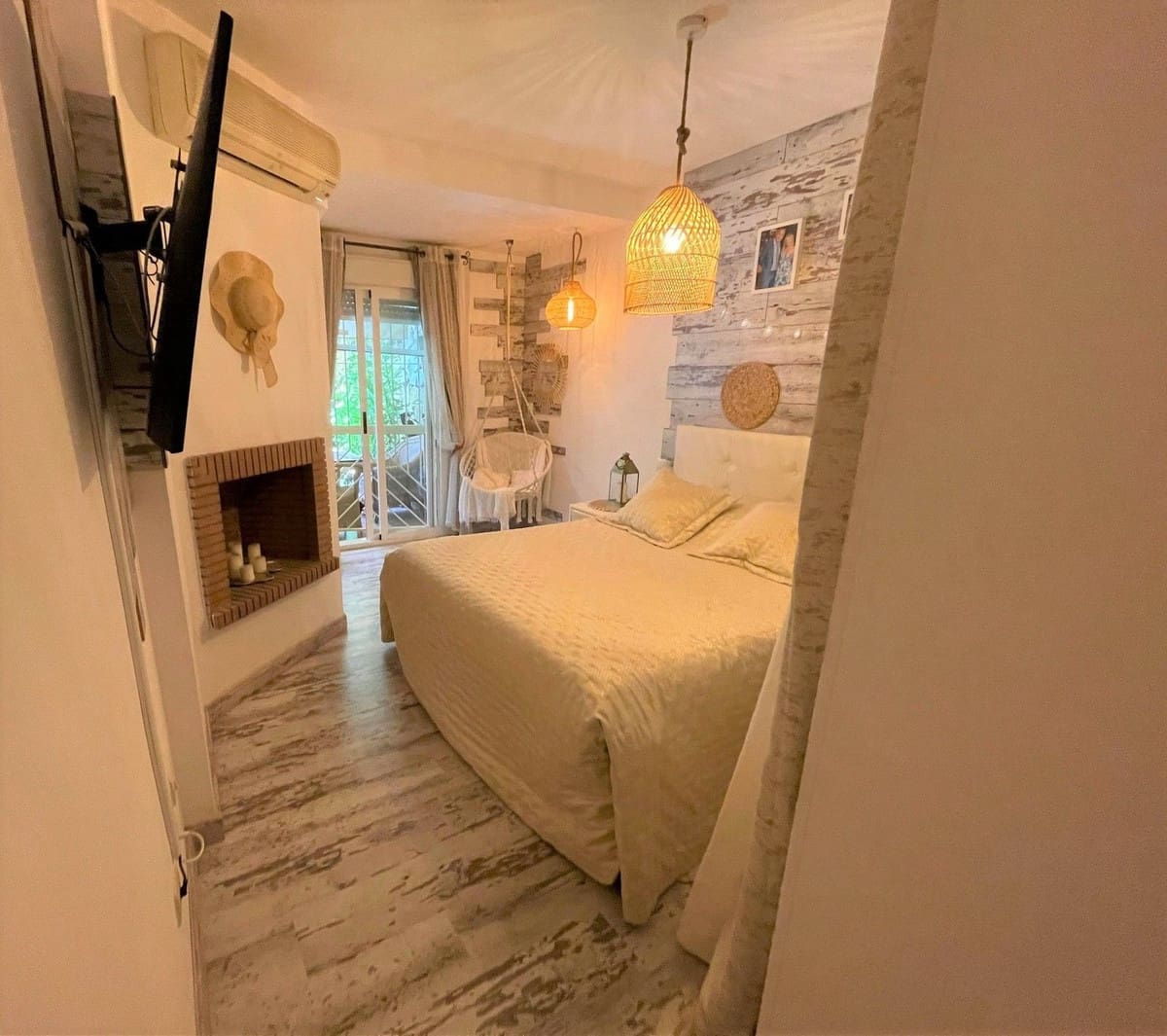 2 Zimmer Apartment zu verkaufen in Calahonda mit Pool Garage - 354.000 € (Ref: 7749550)