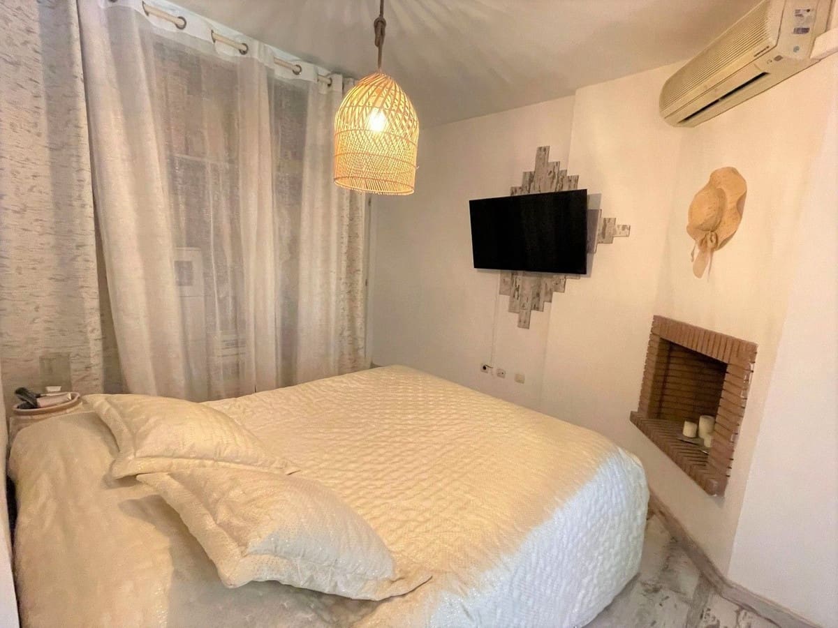 2 soverom Leilighet til salgs i Calahonda med svømmebasseng garasje - € 354 000 (Ref: 7749550)