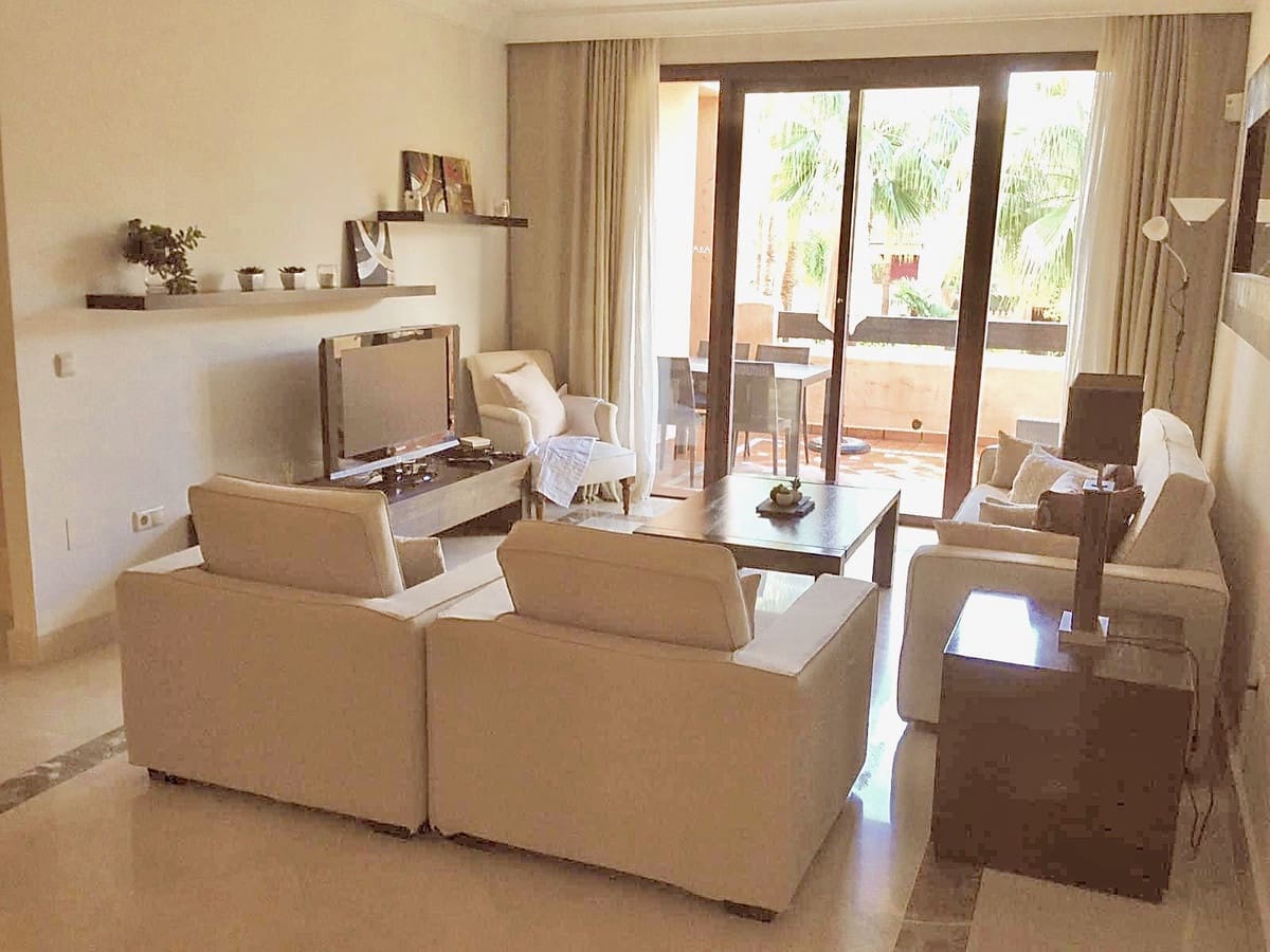 Apartamento de 2 habitaciones en Marbella en venta con piscina - 650.000 € (Ref: 7749593)