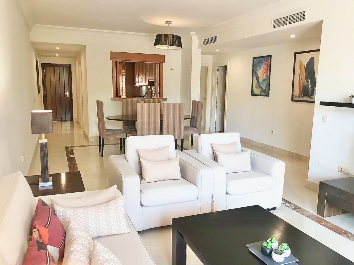 2 sypialnia Apartament na sprzedaż w Marbella z basenem - 650 000 € (Ref: 7749593)