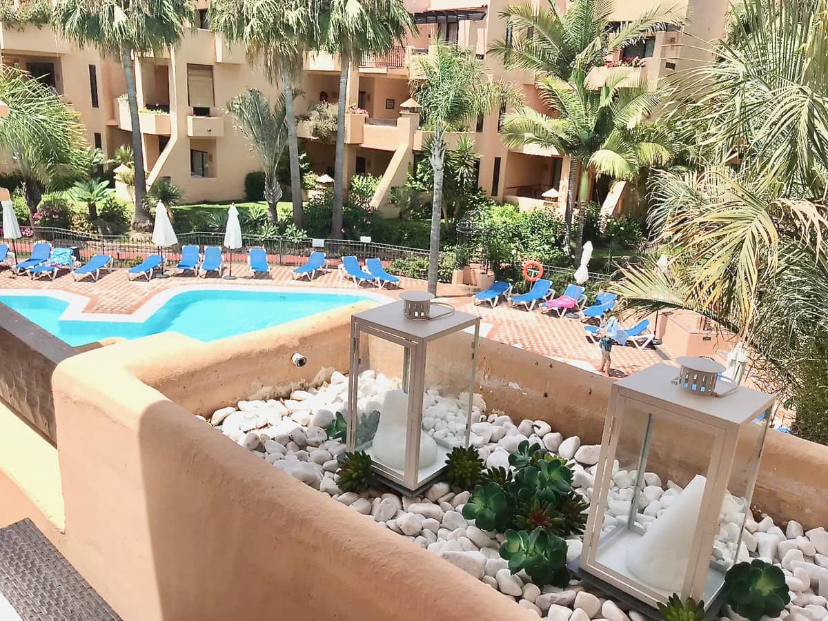 2 sypialnia Apartament na sprzedaż w Marbella z basenem - 650 000 € (Ref: 7749593)