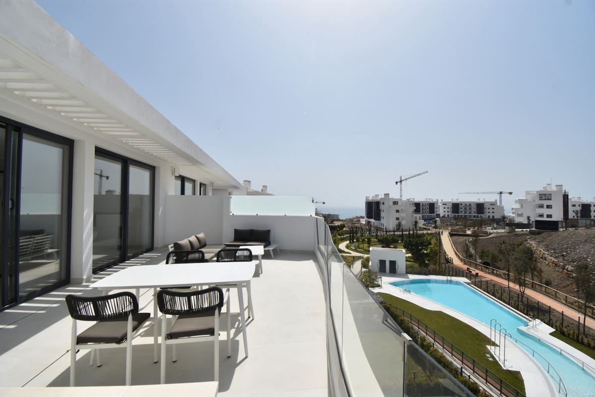 2 makuuhuone Huoneisto myytävänä paikassa Fuengirola mukana uima-altaan - 839 000 € (Ref: 7749599)