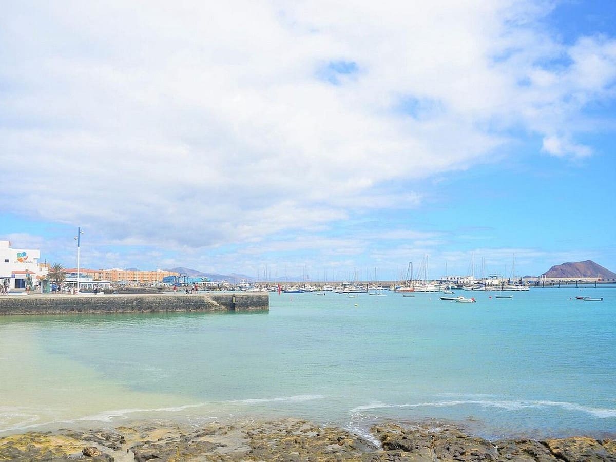 3 soveværelse Semi-Rækkehus til salg i Corralejo med swimmingpool garage - € 500.000 (Ref: 7759288)