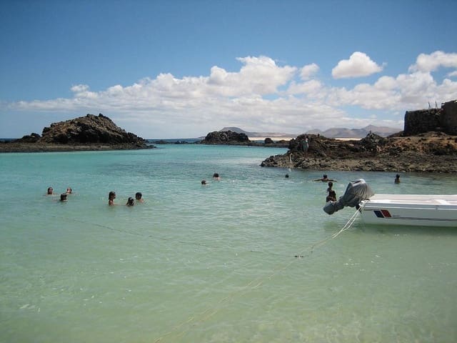 3 soverom Kjedet enebolig til salgs i Corralejo, La Oliva med svømmebasseng garasje - € 500 000 (Ref: 7759288)