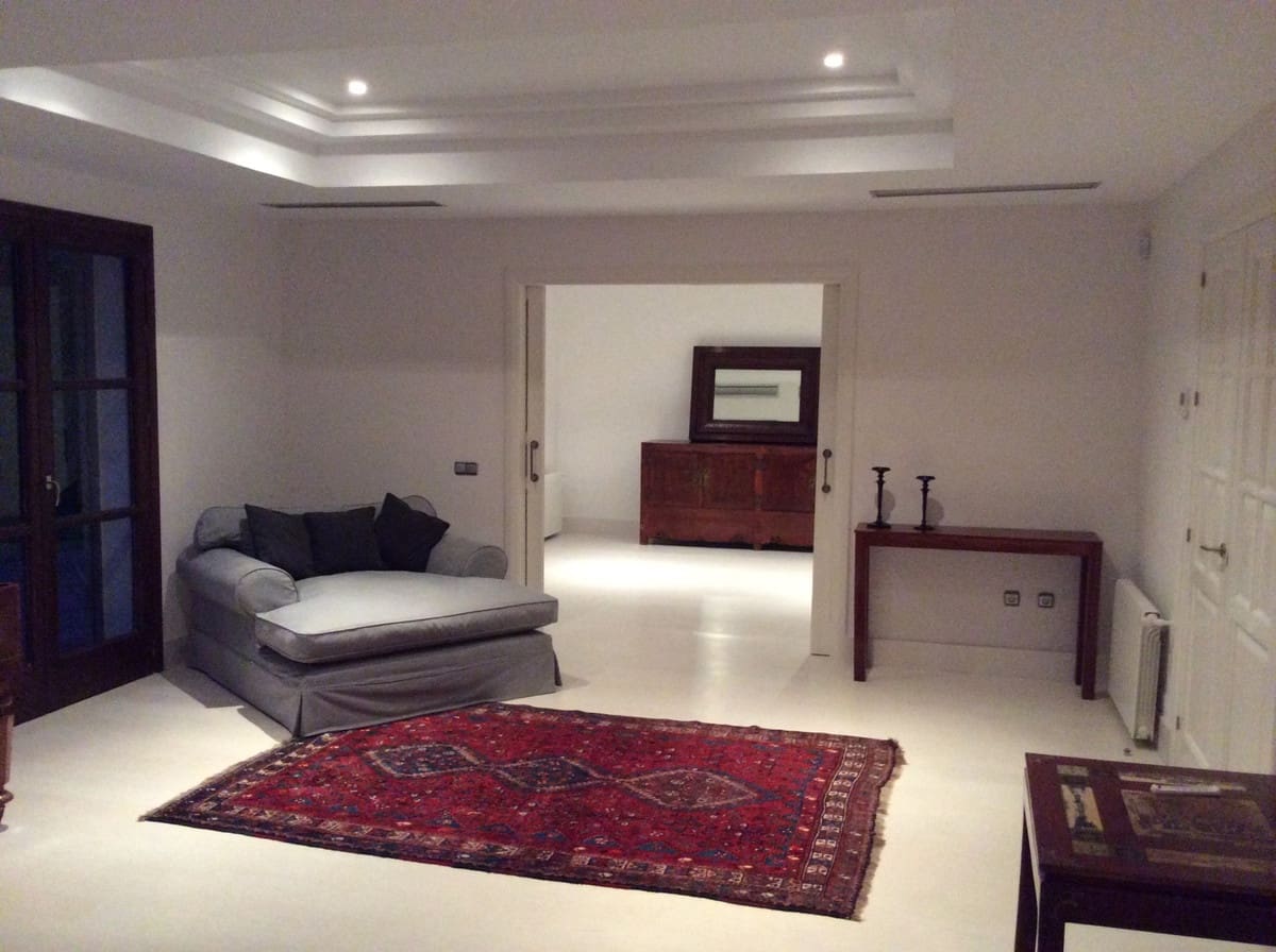 6 soverom Villa til salgs i Marbella med svømmebasseng garasje - € 4 900 000 (Ref: 7759384)