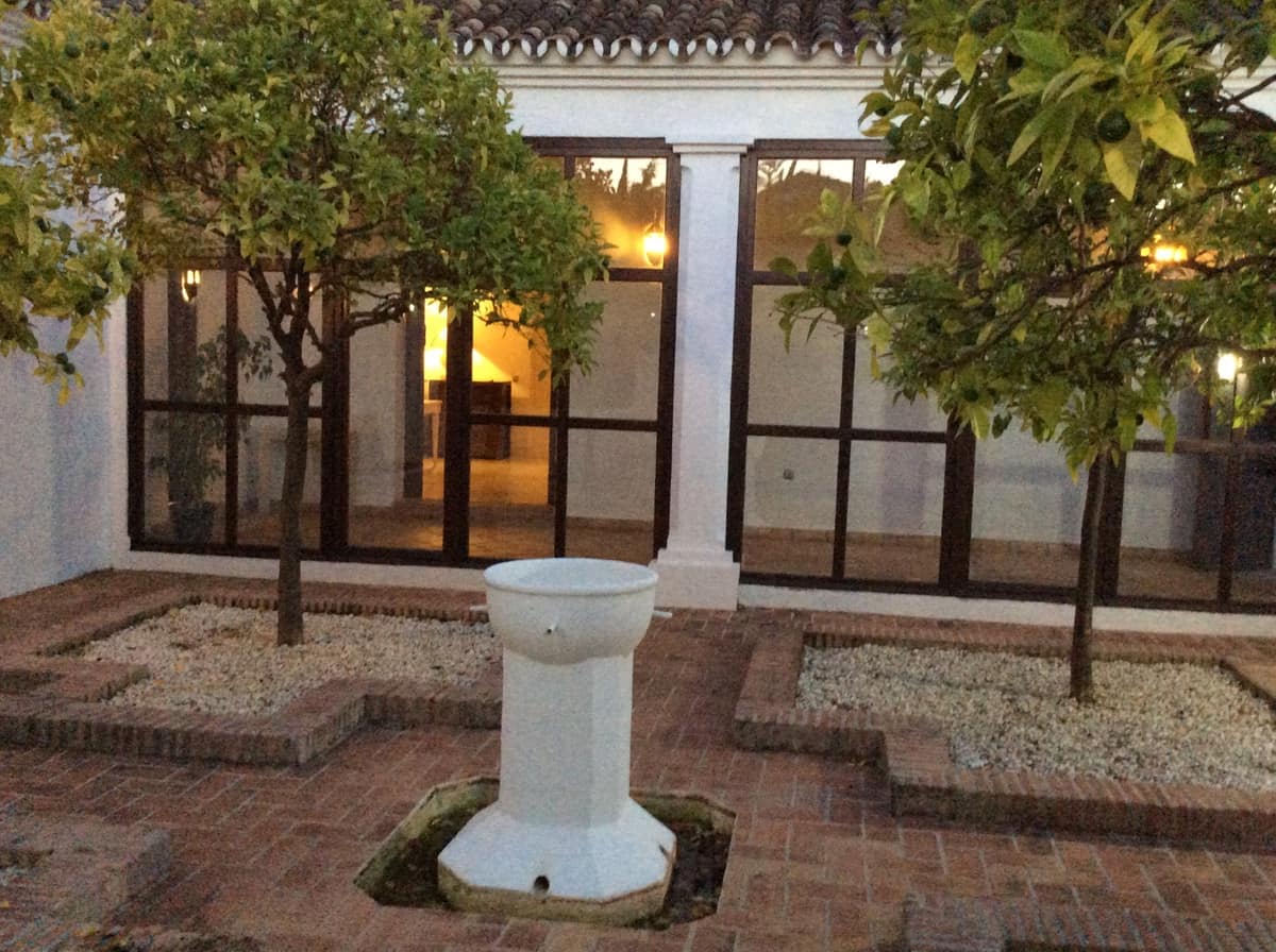 6 soverom Villa til salgs i Marbella med svømmebasseng garasje - € 4 900 000 (Ref: 7759384)