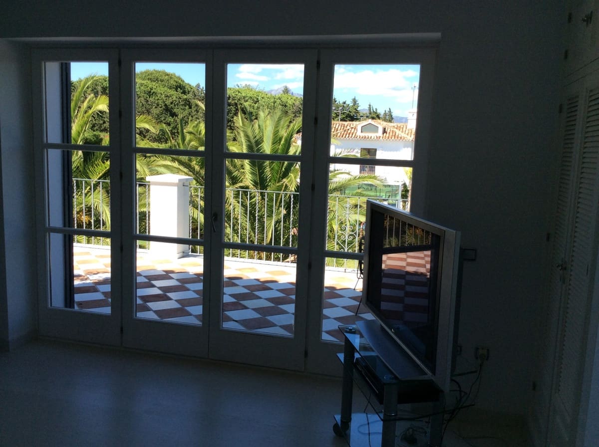 6 soverom Villa til salgs i Marbella med svømmebasseng garasje - € 4 900 000 (Ref: 7759384)