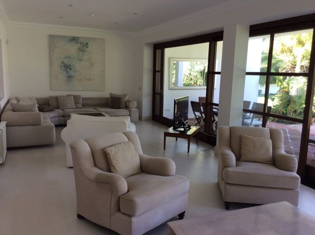 6 soverom Villa til salgs i Guadalmina Baja, Marbella med svømmebasseng garasje - € 4 900 000 (Ref: 7759384)