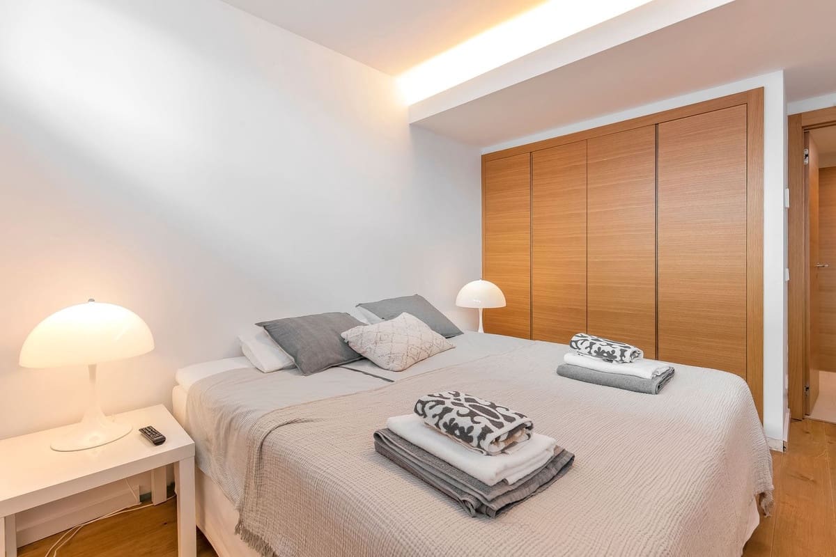 6 soverom Strandleiligheter til salgs i Marbella med svømmebasseng garasje - € 6 000 000 (Ref: 7759388)