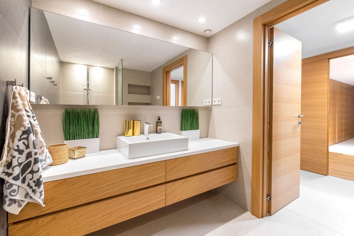 6 bedroom Beach Apartment for sale in Marbella with pool garage - € 6,000,000 (Ref: 7759388)