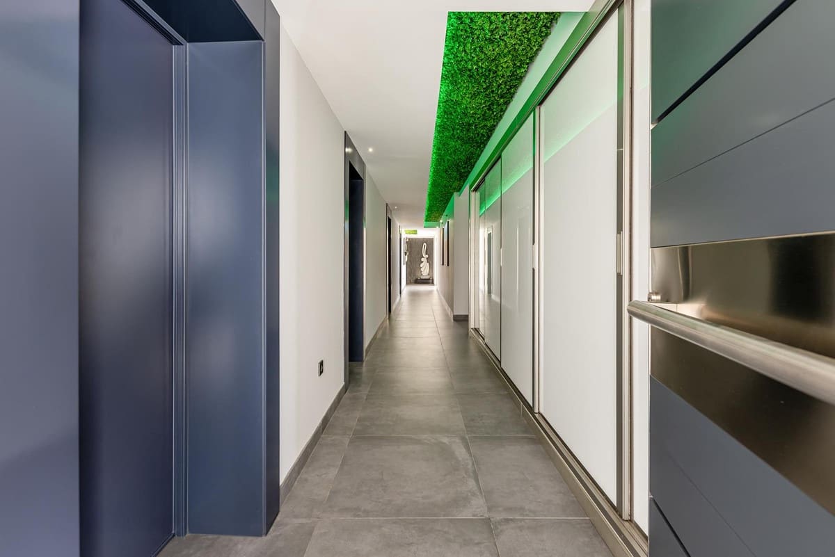 4 soverom Villa til salgs i Mijas Costa med svømmebasseng - € 8 100 000 (Ref: 7759392)