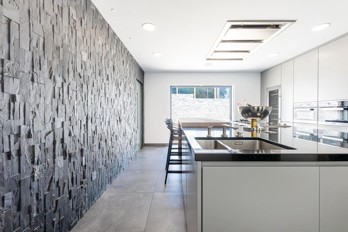 4 soverom Villa til salgs i Mijas Costa med svømmebasseng - € 8 100 000 (Ref: 7759392)