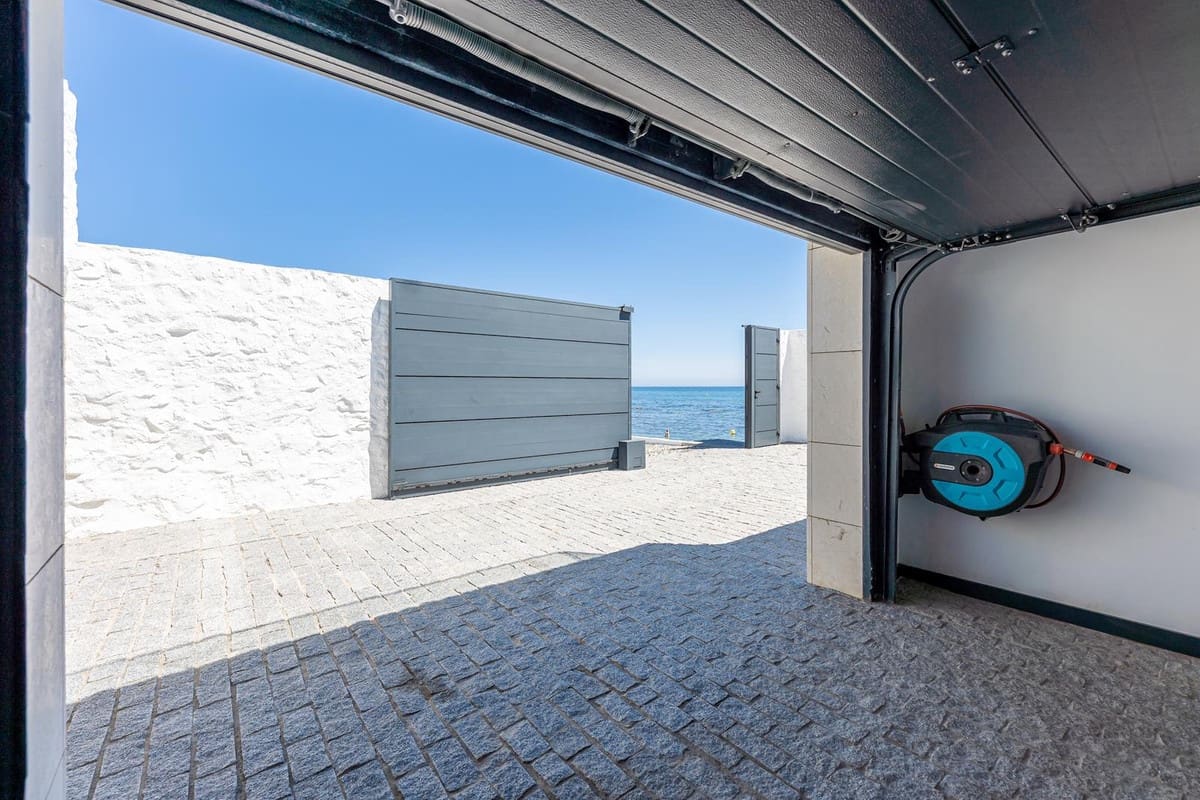 4 soverom Villa til salgs i Mijas Costa med svømmebasseng - € 8 100 000 (Ref: 7759392)