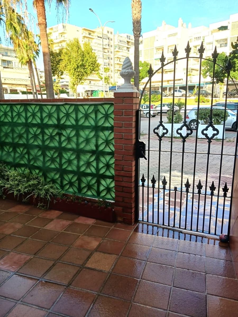 4 makuuhuone Omakotitalo myytävänä paikassa Torremolinos mukana 
autotalli - 745 000 € (Ref: 7810738)