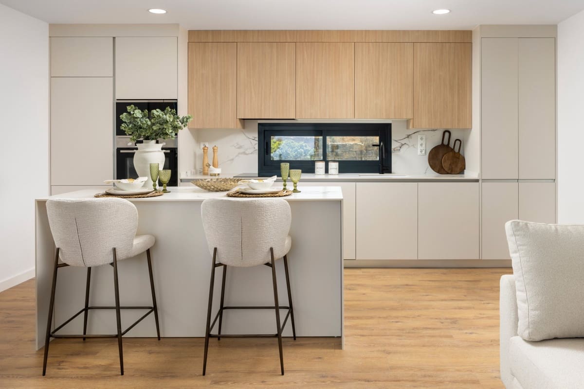 2 bedroom Apartment for sale in Casares with pool - € 584,500 (Ref: 7814287)