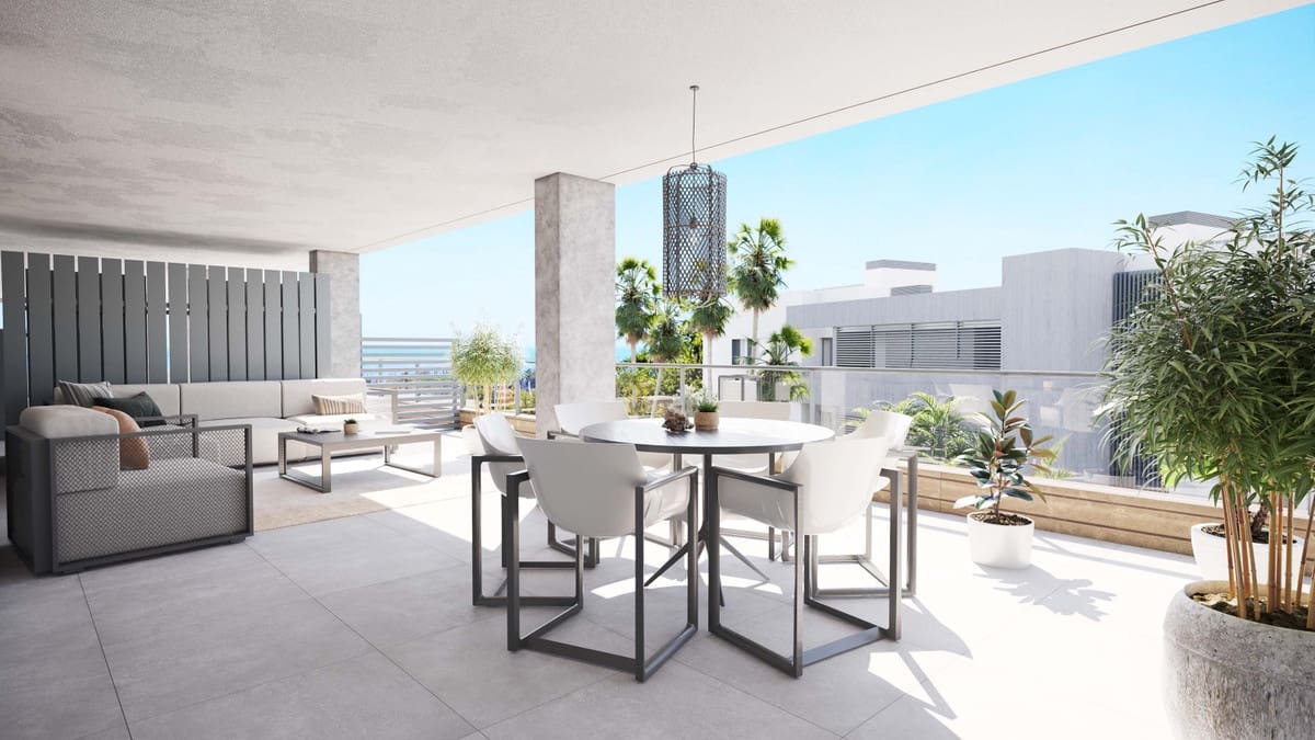 2 makuuhuone Huoneisto myytävänä paikassa Los Monteros mukana uima-altaan - 575 000 € (Ref: 7814293)