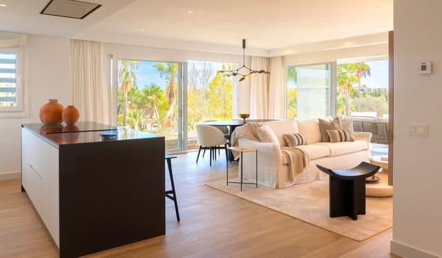 Apartamento de 2 habitaciones en Casares Pueblo, Casares en venta con piscina - 335.000 € (Ref: 7814302)