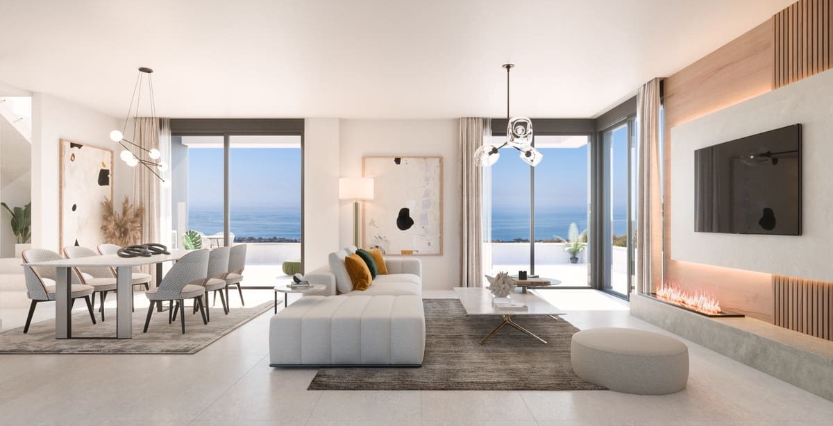 2 bedroom Apartment for sale in Los Monteros with pool - € 499,000 (Ref: 7814329)