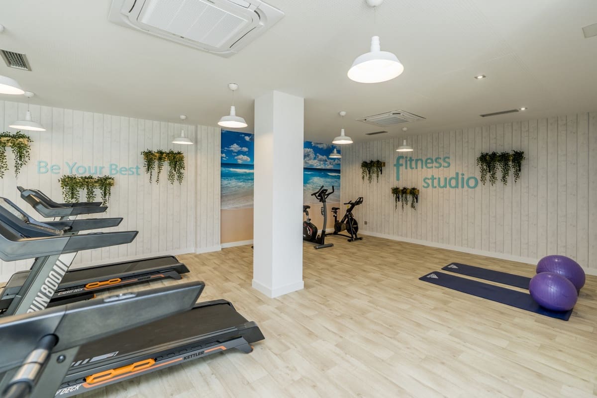 2 soveværelse Penthouse til salg i Benalmadena med swimmingpool - € 418.000 (Ref: 7814343)