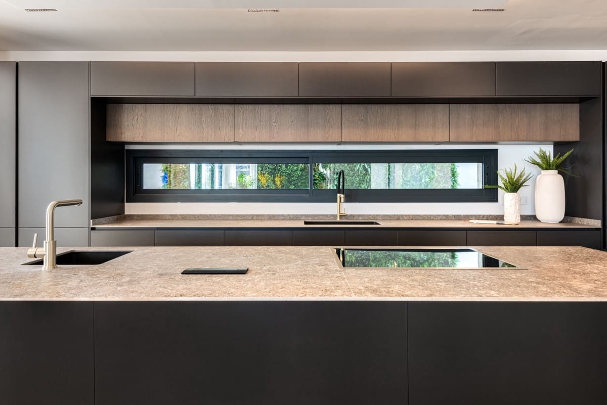 3 bedroom Villa for sale in La Cala de Mijas with pool - € 1,889,000 (Ref: 7814351)