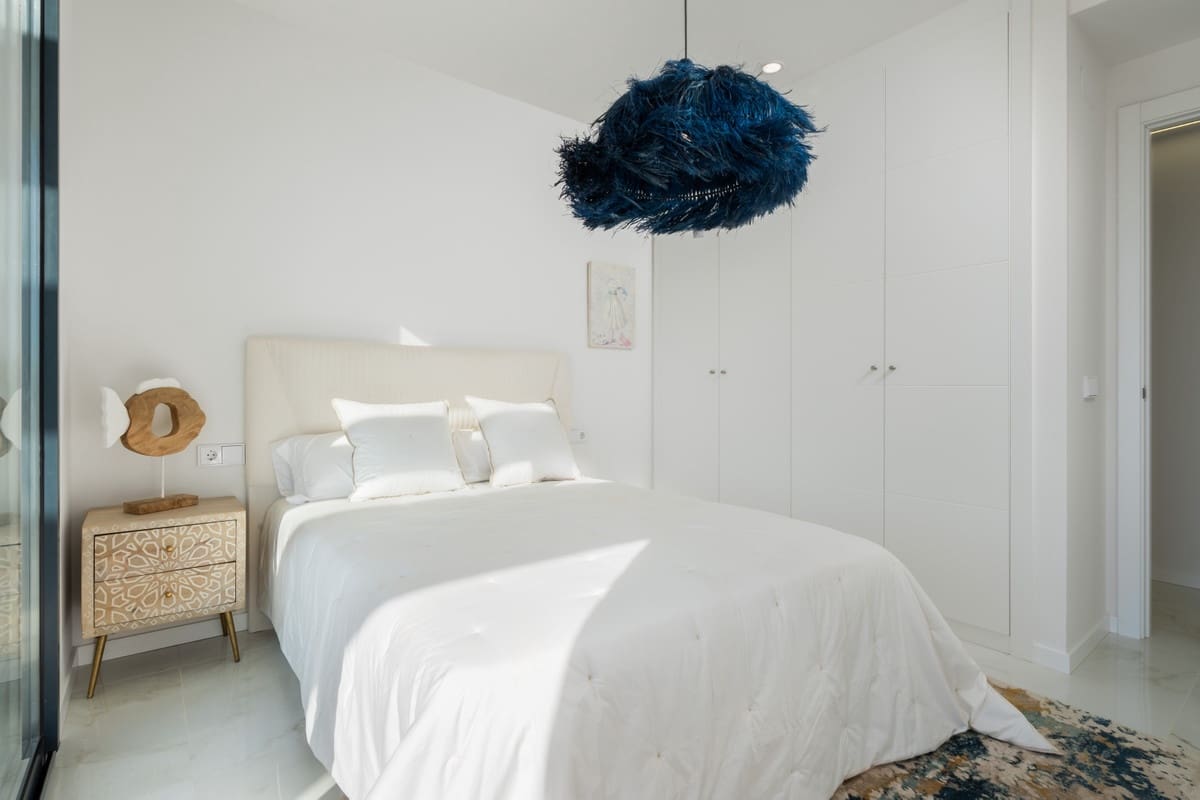 3 slaapkamer Penthouse te koop in Estepona met zwembad - € 725.000 (Ref: 7814381)