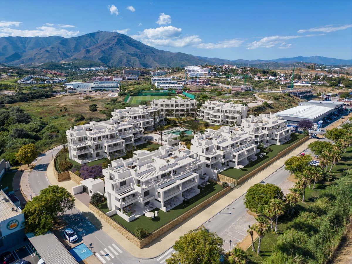 3 soverom Penthouse til salgs i Estepona med svømmebasseng - € 725 000 (Ref: 7814381)