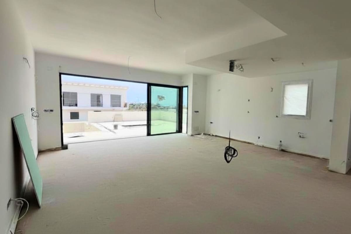4 soveværelse Semi-Rækkehus til salg i La Cala de Mijas med swimmingpool - € 855.000 (Ref: 7814389)