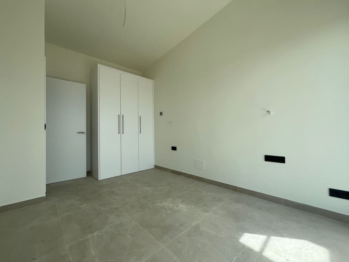 4 soveværelse Semi-Rækkehus til salg i La Cala de Mijas med swimmingpool - € 863.000 (Ref: 7814389)