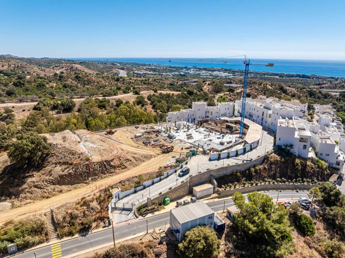 2 sovrum Lägenhet till salu i Marbella med pool - 645 000 € (Ref: 7836274)