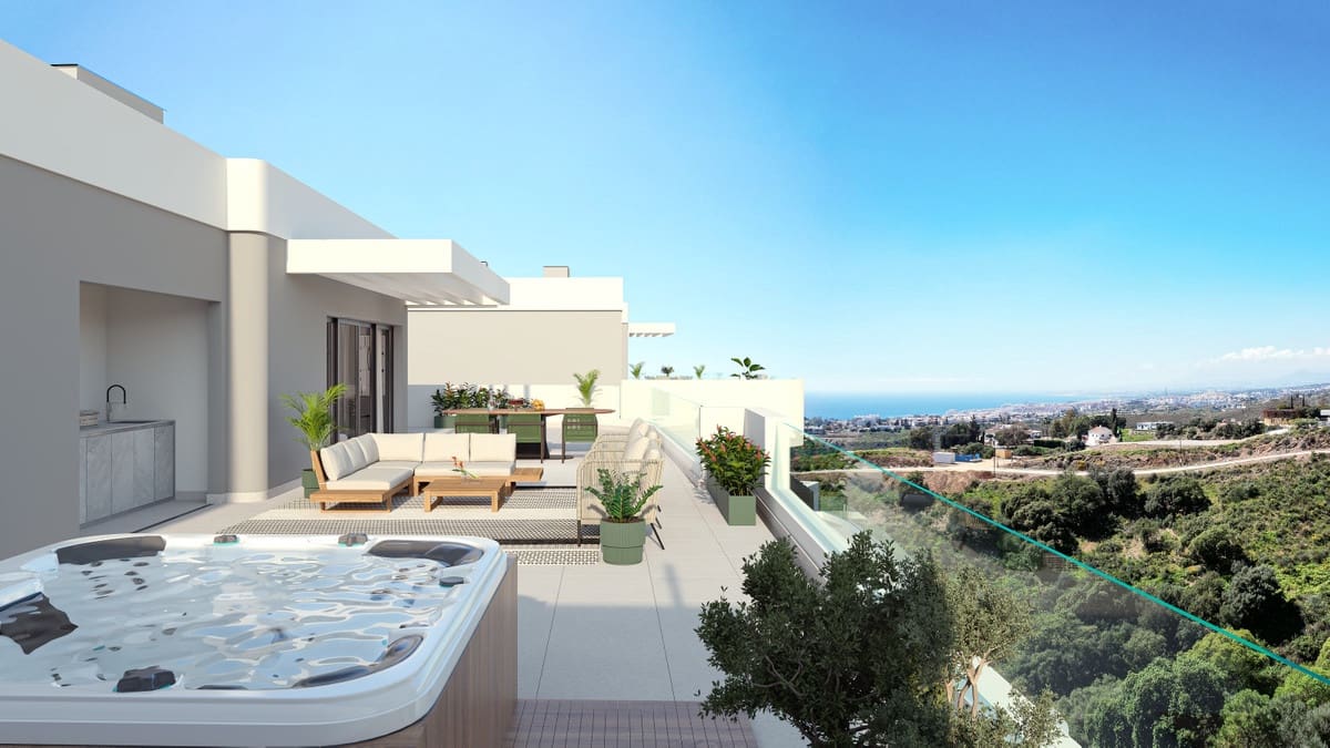 2 bedroom Apartment for sale in Marbella with pool - € 590,000 (Ref: 7836274)