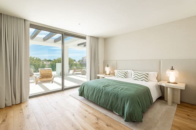 4 sovrum Takvåning till salu i Lomas De Marbella, Marbella med pool - 5 350 000 € (Ref: 7840286)