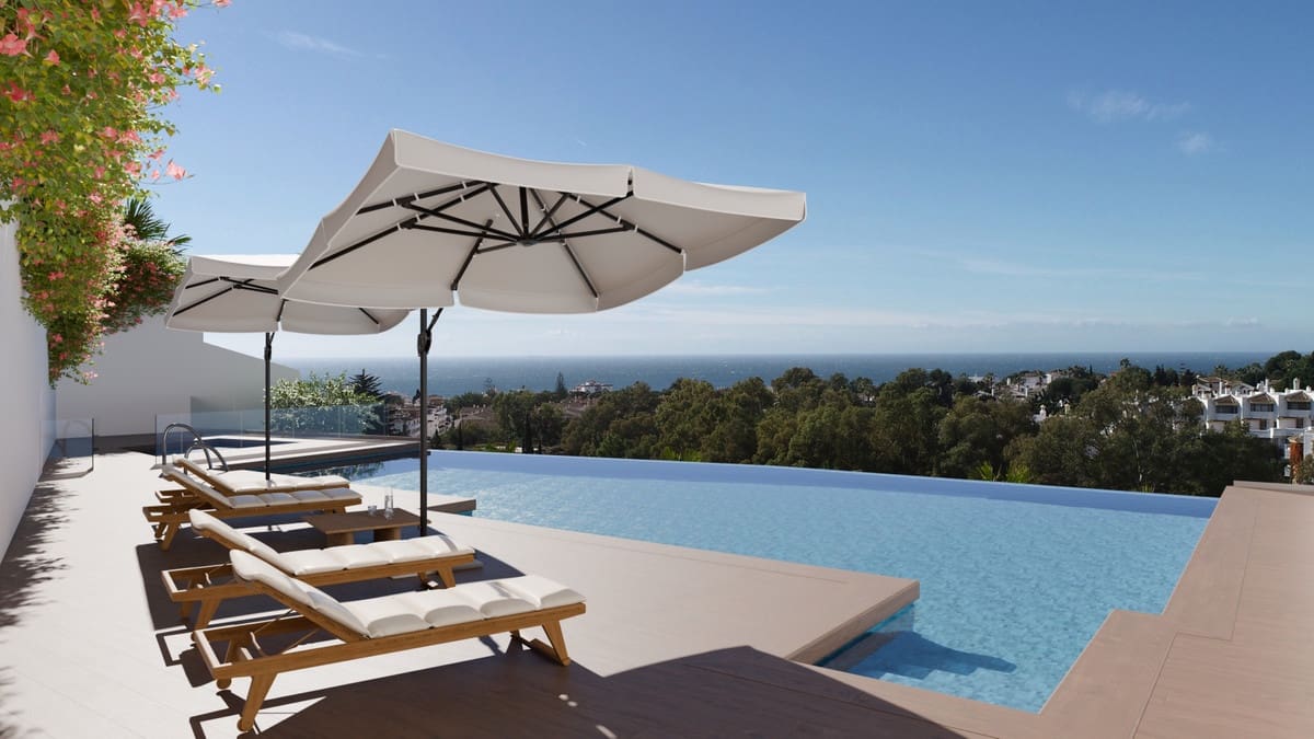 3 soveværelse Byhus til salg i Riviera del Sol med swimmingpool - € 1.632.397 (Ref: 8023820)
