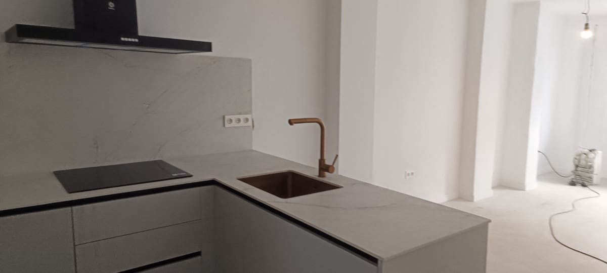 2 Zimmer Apartment zu verkaufen in Fuengirola - 370.000 € (Ref: 8023821)