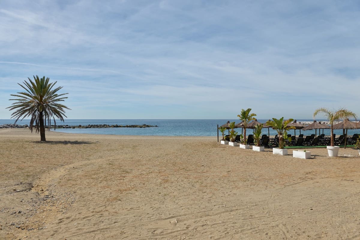 3 bedroom Townhouse for sale in Istan with garage - € 590,000 (Ref: 8062624)