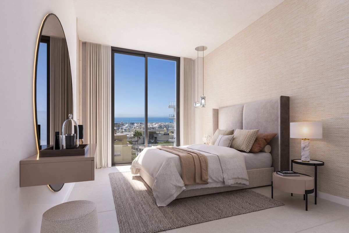 2 soveværelse Penthouse til salg i Benalmadena med swimmingpool - € 998.000 (Ref: 8089978)
