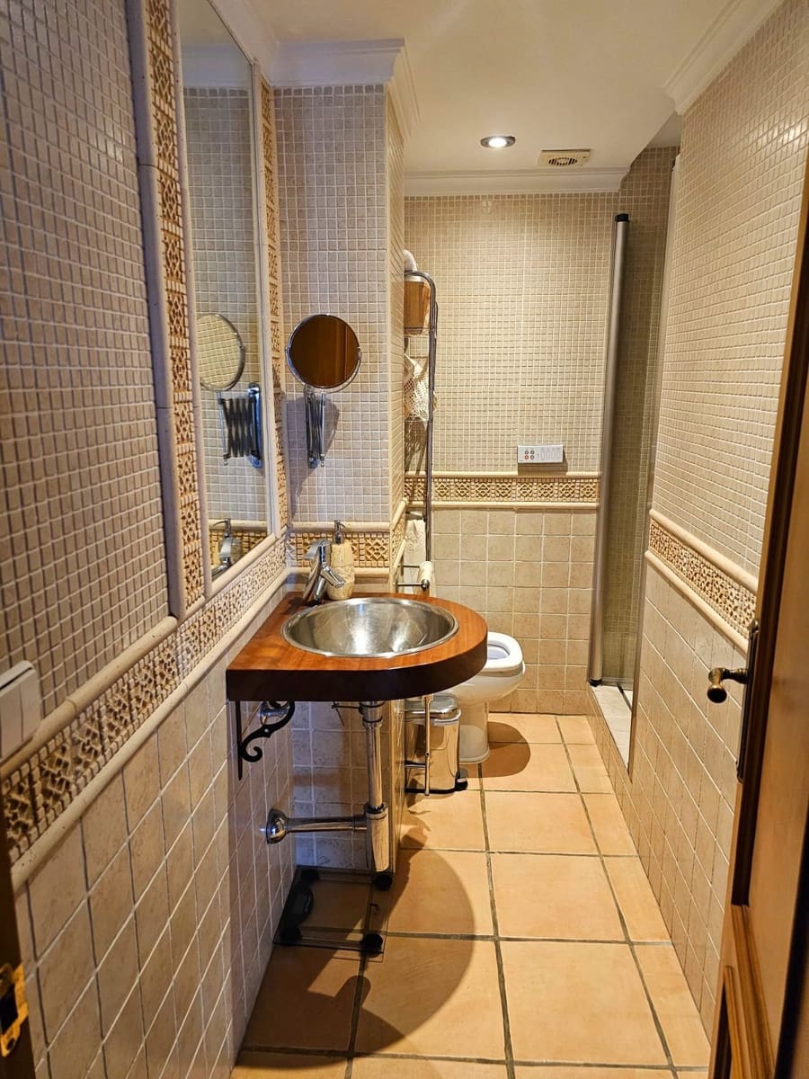 2 quarto Apartamento para venda em Estepona com piscina - 482 000 € (Ref: 8110506)