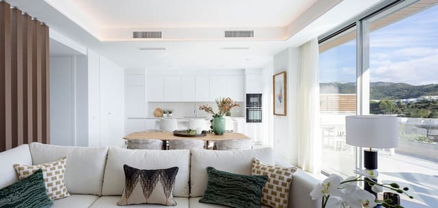 3 soveværelse Lejlighed til salg i Bahía de Marbella, Marbella med swimmingpool - € 1.245.000 (Ref: 8120123)