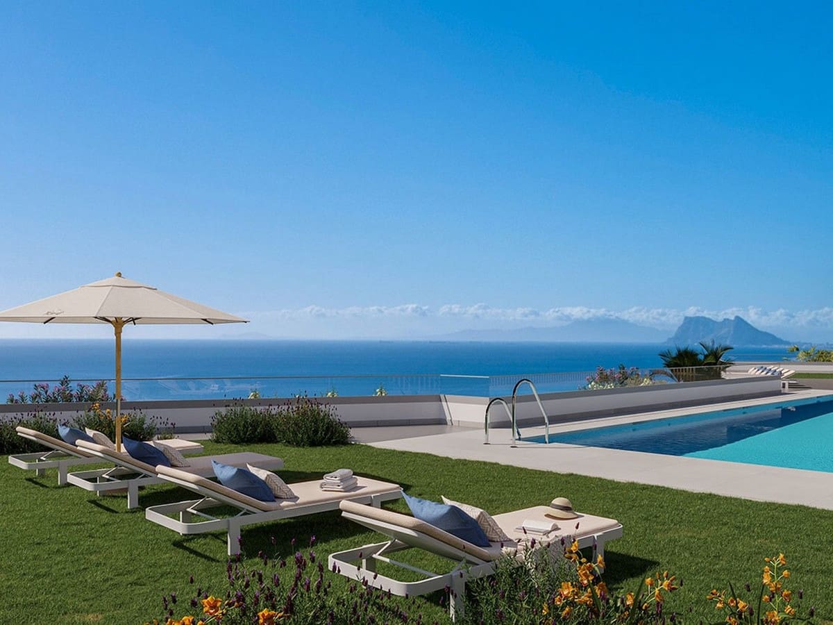 3 soveværelse Semi-Rækkehus til salg i Manilva med swimmingpool garage - € 348.000 (Ref: 8172860)