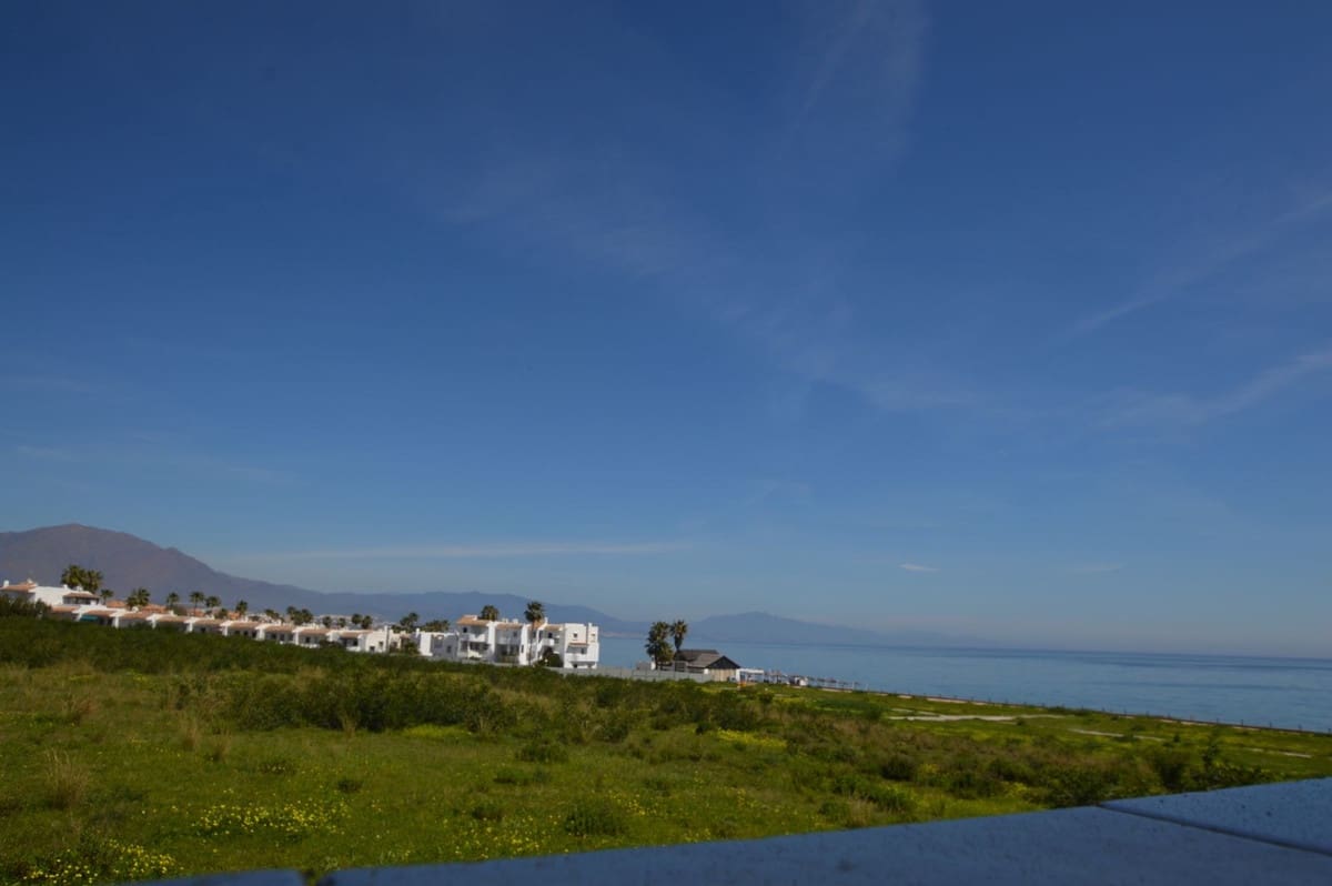 2 soveværelse Lejlighed til salg i Manilva med swimmingpool garage - € 218.000 (Ref: 8172861)