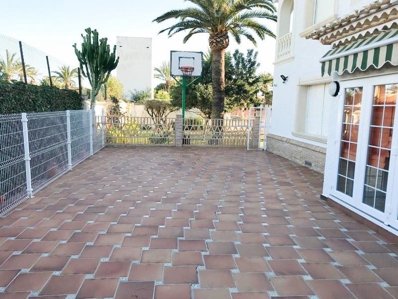 6 soveværelse Villa til salg i Cabo Roig - € 1.555.000 (Ref: 8199879)