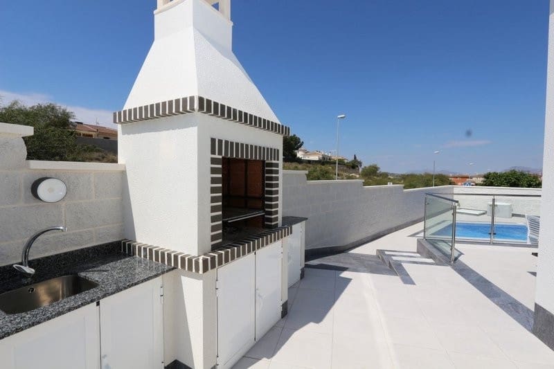3 bedroom Villa for sale in Rojales - € 450,000 (Ref: 8199885)